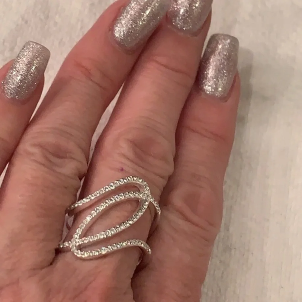 Simple elegant modern classic large swirl rhinestone open work classic silver